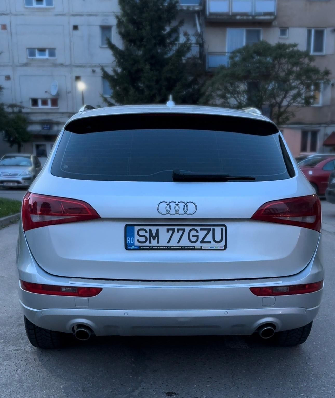 Vând Audi q5 quatrro