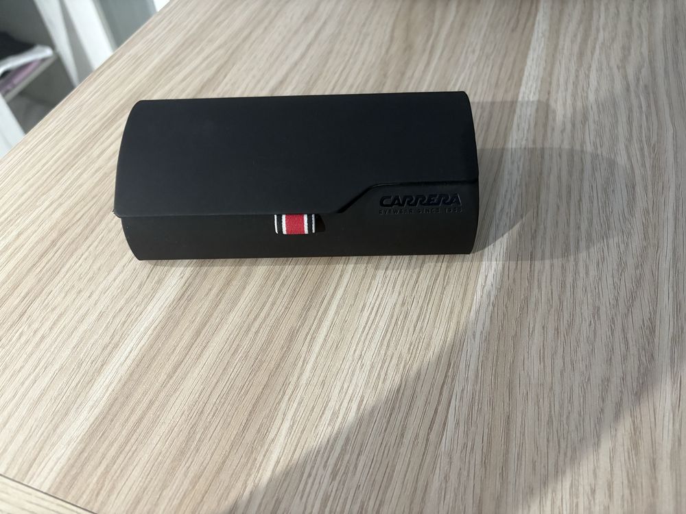 Слънчиви очила CARRERA