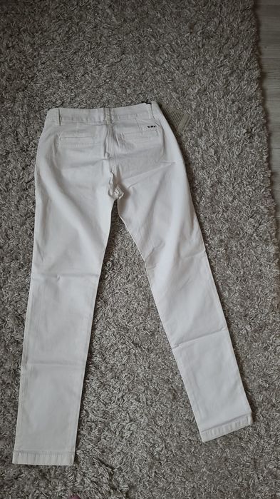 Vând pantaloni  damă napapijri