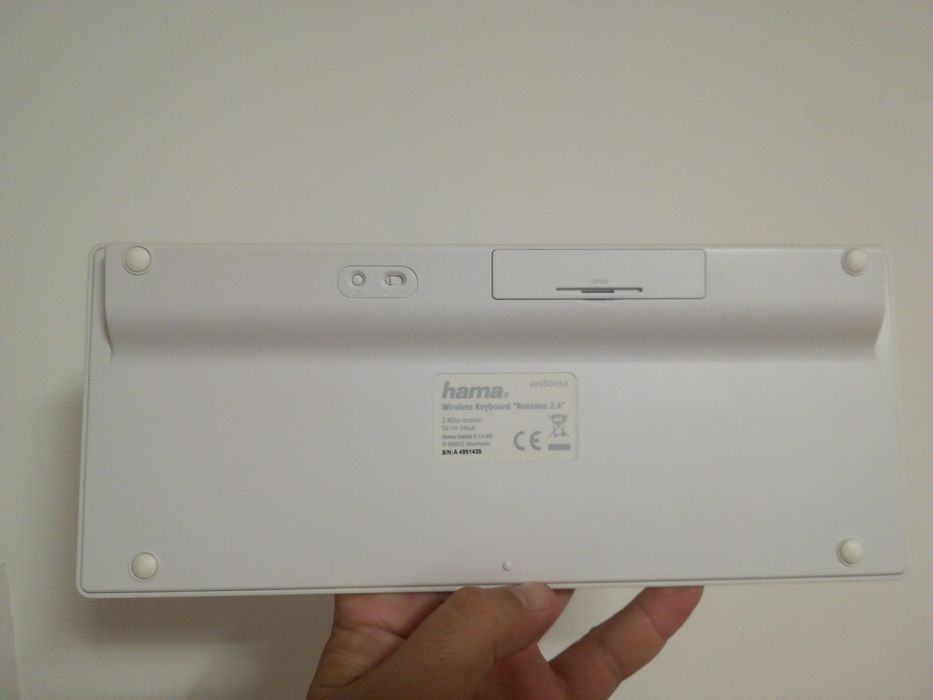 Tastatura wireless Rossano 2.4 ca noua, fara adaptor