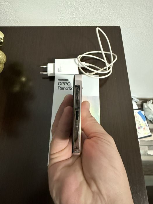 Oppo reno 12fs 5g 512gb/12gb+4gb ram