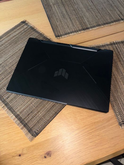 ASUS TUF F15 - 1.5 TB - 16 GB RAM - i5-11400H - RTX 3050Ti 4GB - 144HZ