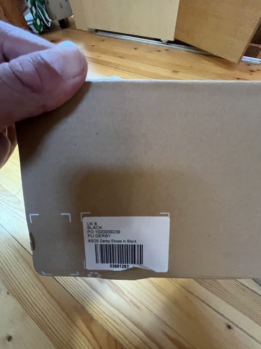 Мъжки кожени обивки Asos size 42 чисто нови