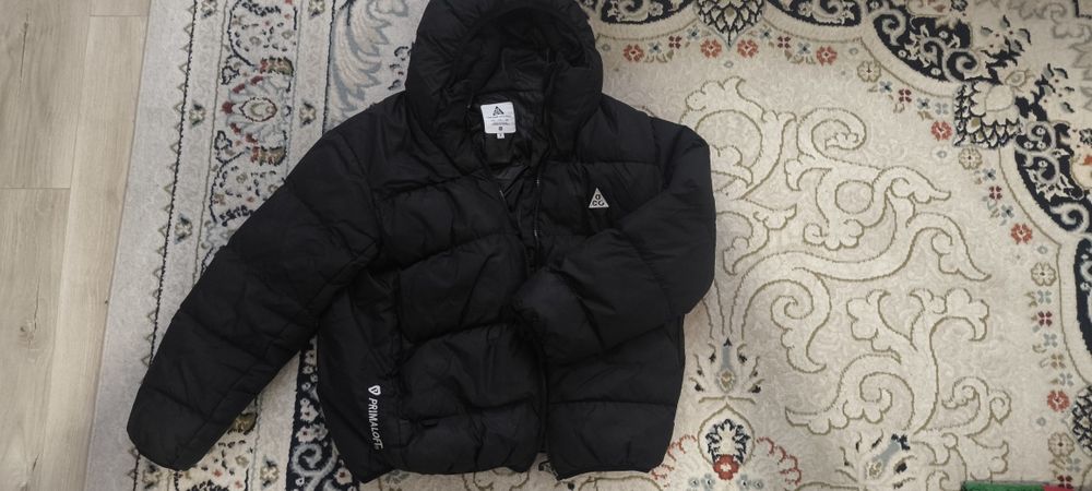 Куртка acg size M
