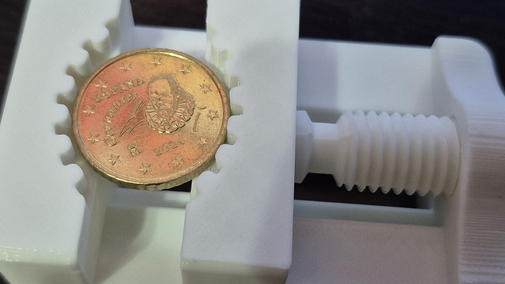 Menghina pentru curatarea monedelor