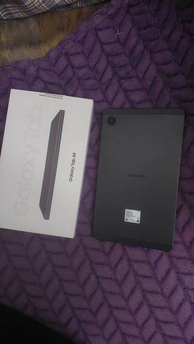 Продам планшет Samsung Tad A9