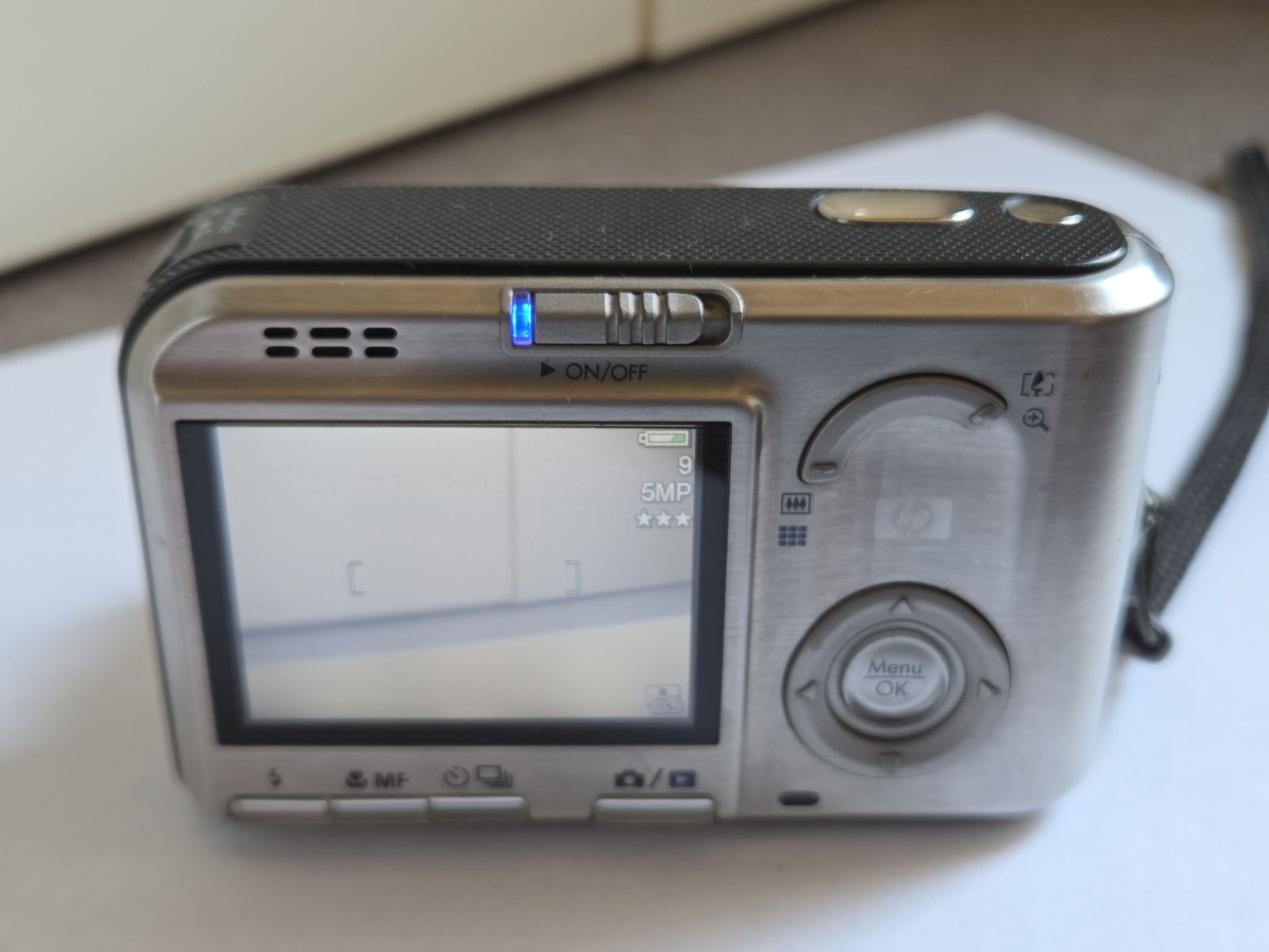 Camera/Aparat foto digital 5.1 MP HP Photosmart R817 .