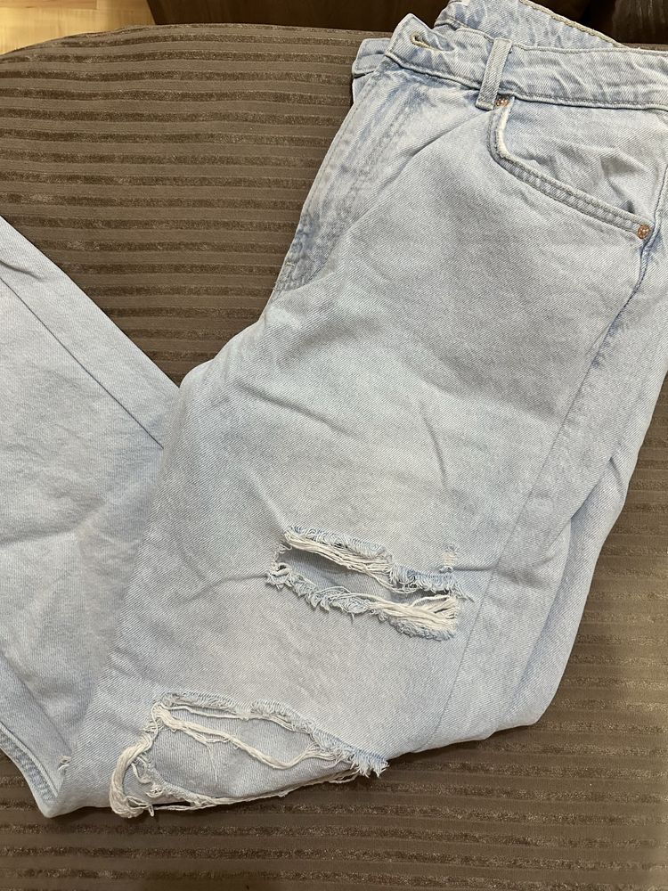 Дънки от Bershka и Zara