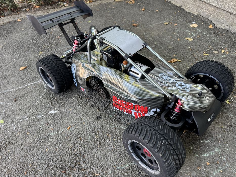 Automodel benzina  1/6 Reely carbon fighter 3