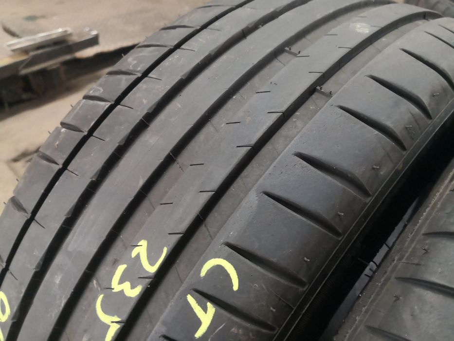 235 45 18 цола гума 1 брой дот 25 Michelin