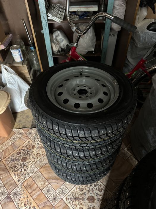 Зимние колеса на ваз резина 185/60/14 болотки новые резина новая