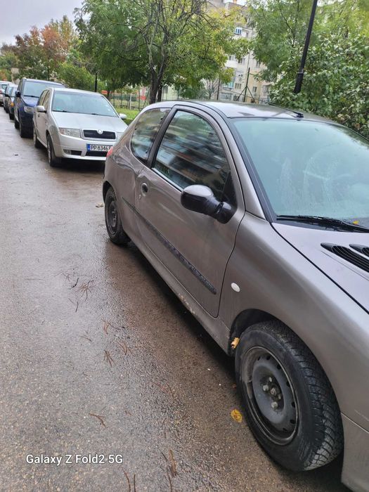 Продавам Peugeot 206, 1.4