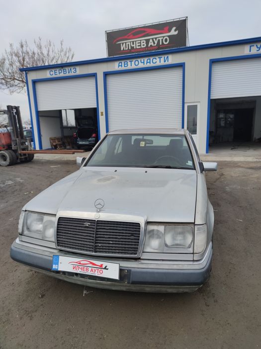 Мерцедес 124 Е200 /Mercedes-Benz 124 E200 на части