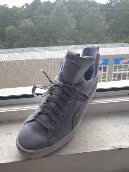 Adidasi  Puma noi 37