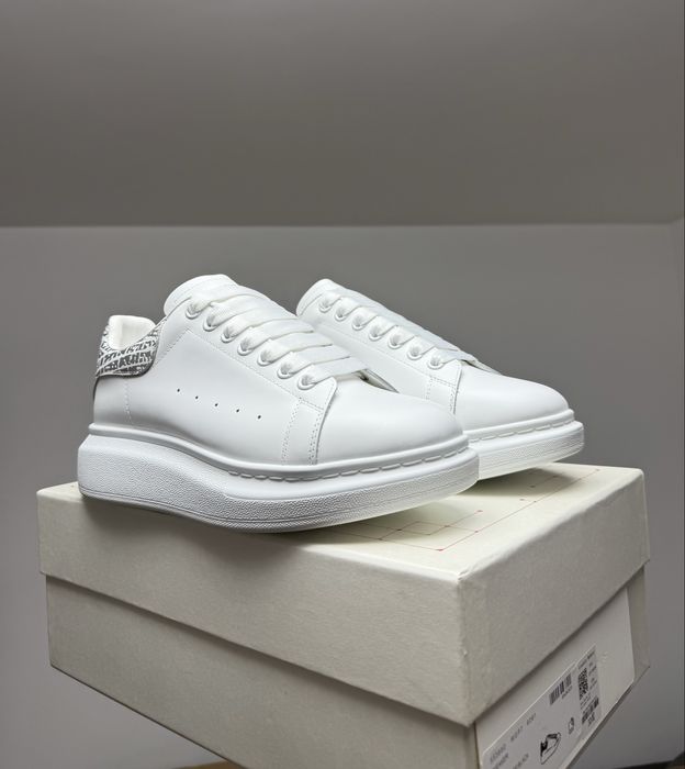 Alexander McQueen White Silver