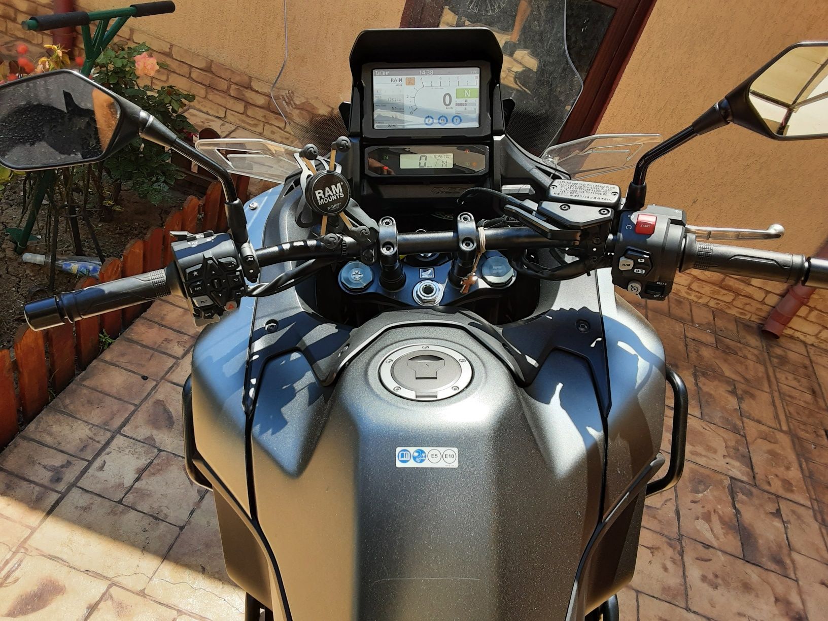 Honda NT 1100 DCT