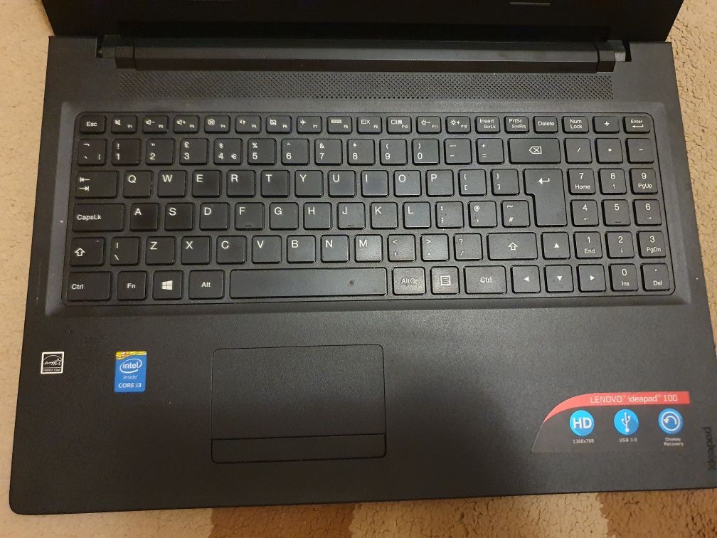Vând laptop Lenovo Ideapad 100-15IBD (cu Windows 10 instalat)