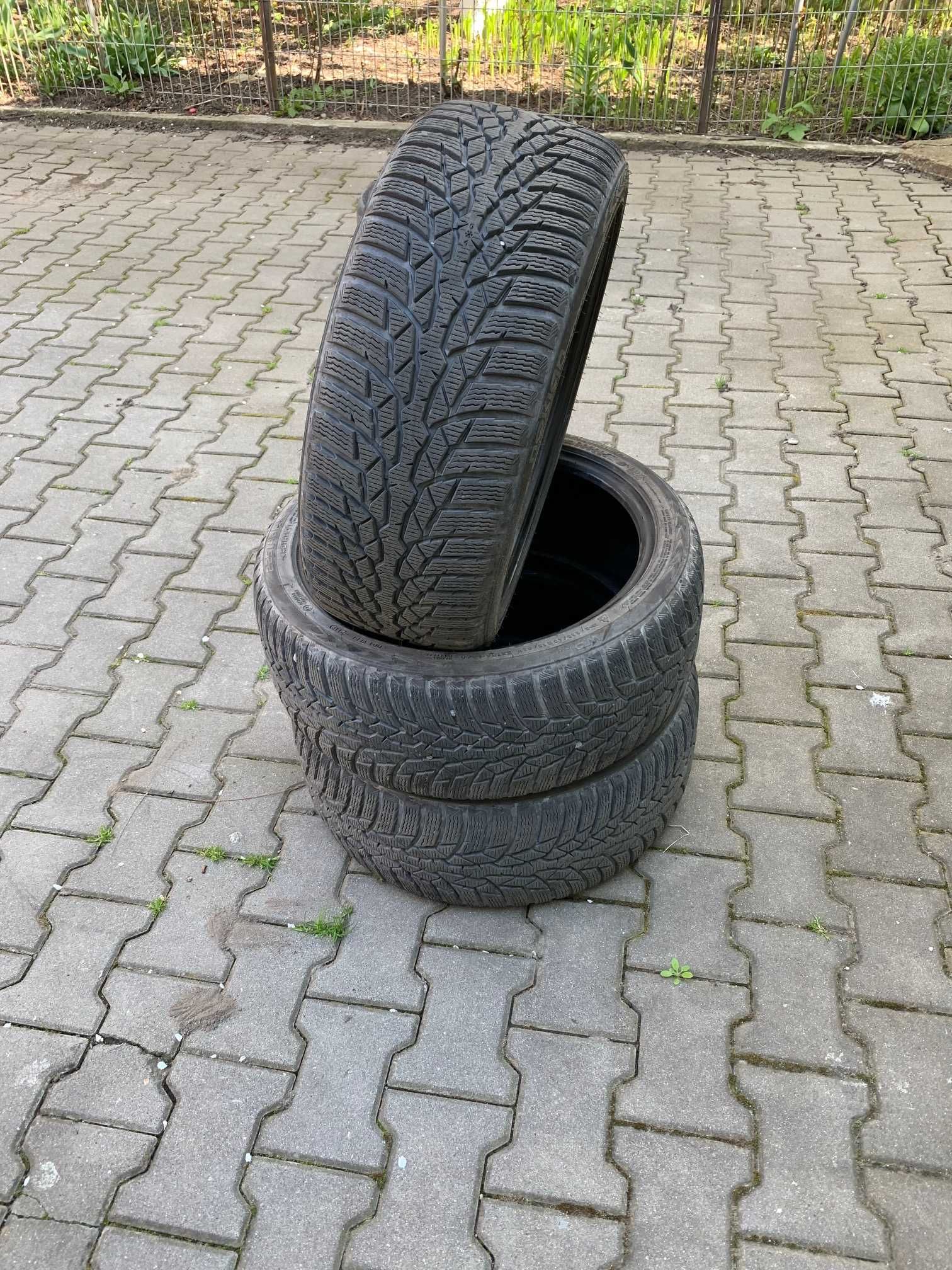 Vand anvelope Continental si Nokian  225/40 R18