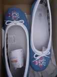 set    pantofi  fetite    marimea  37