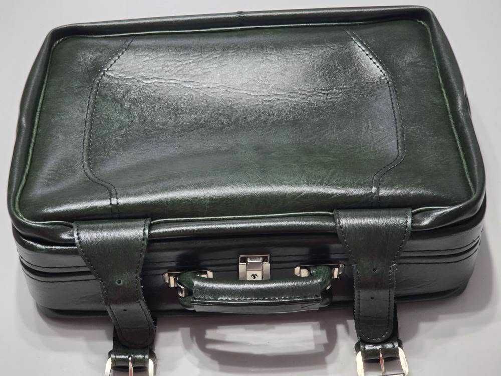 Geanta vintage verde din piele