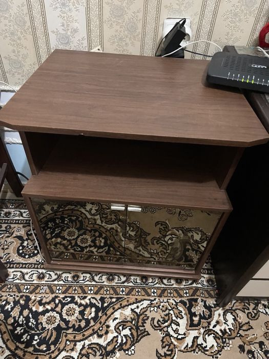 Подставка под телевизор