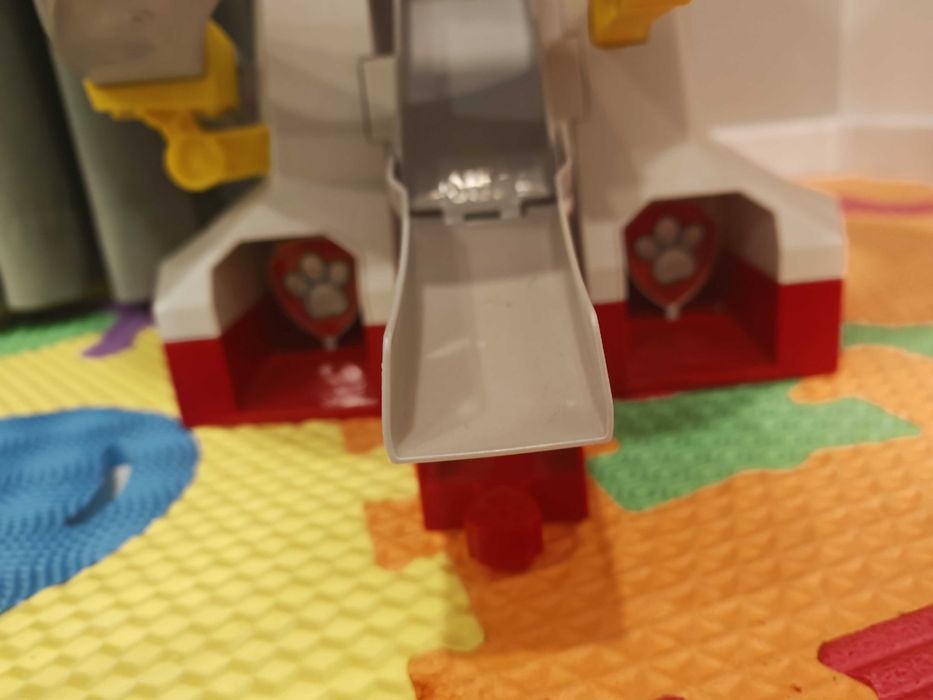 Писта на пес патрул