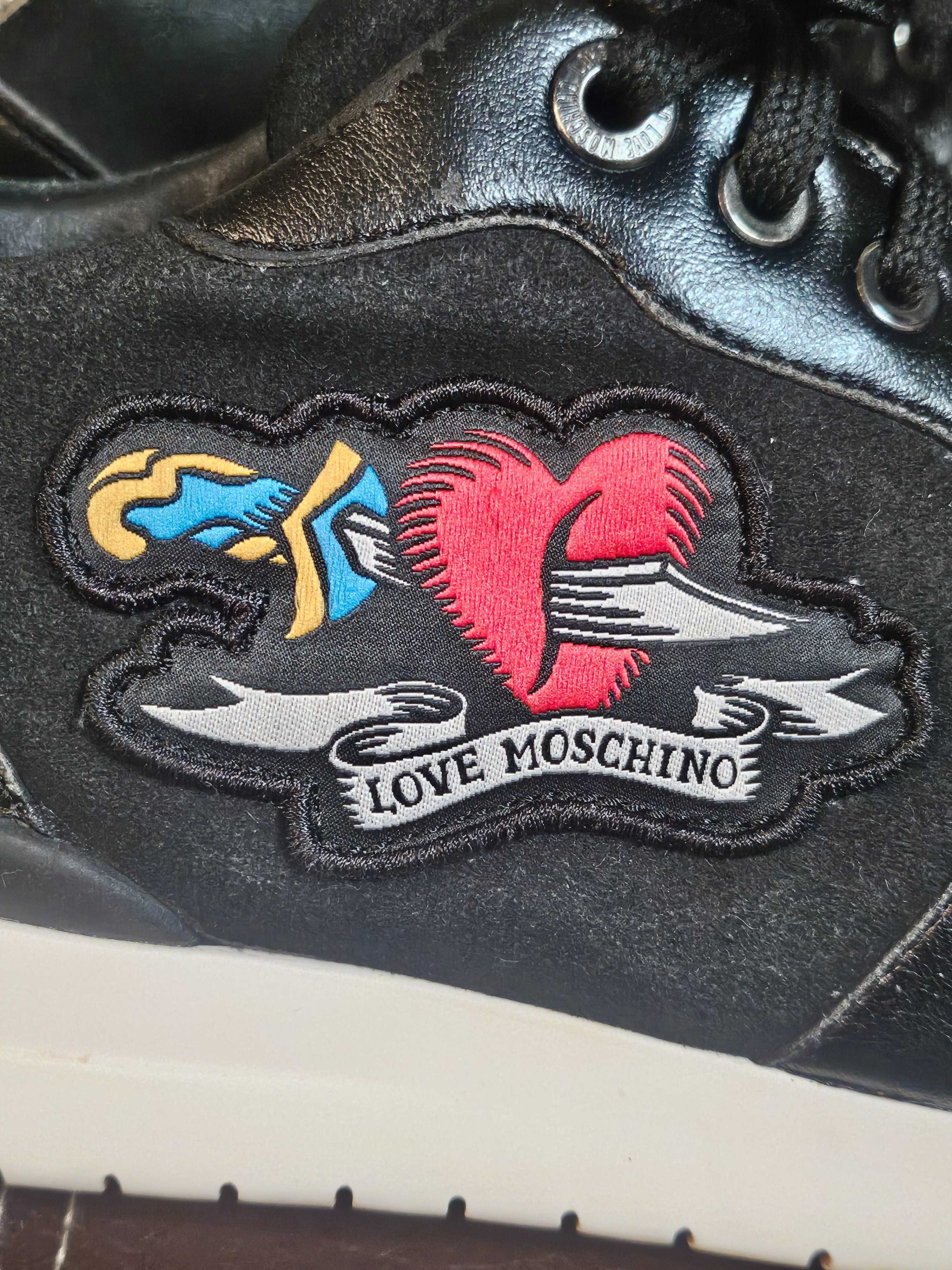 Love Moschino оригинални дамски сникърси