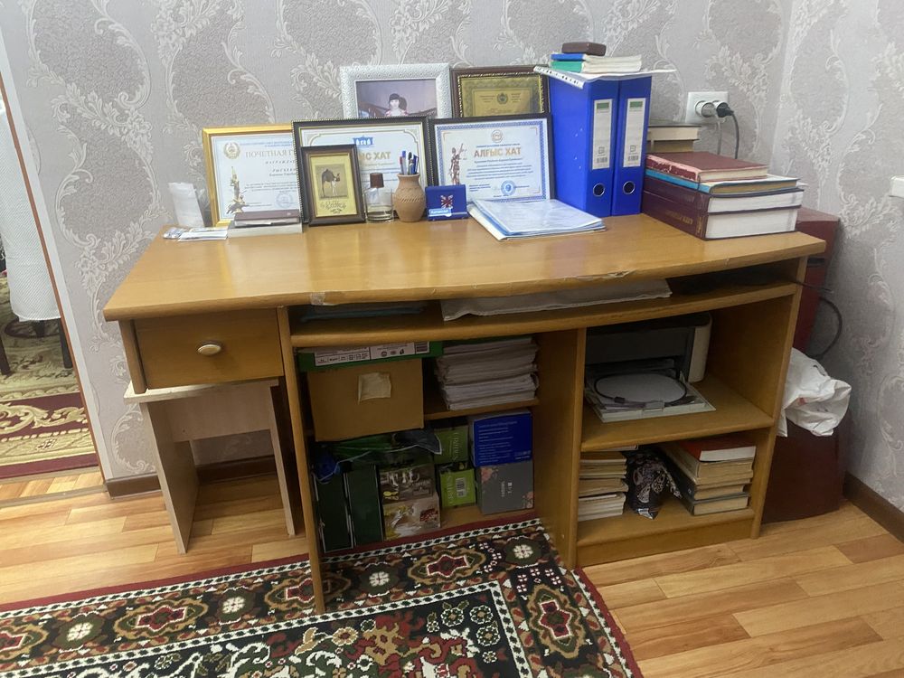 Компьютерный стол
