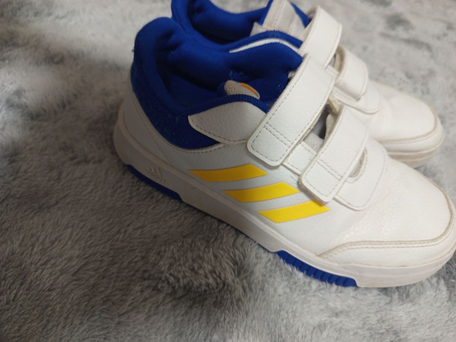 Оригинални маратонки Адидас