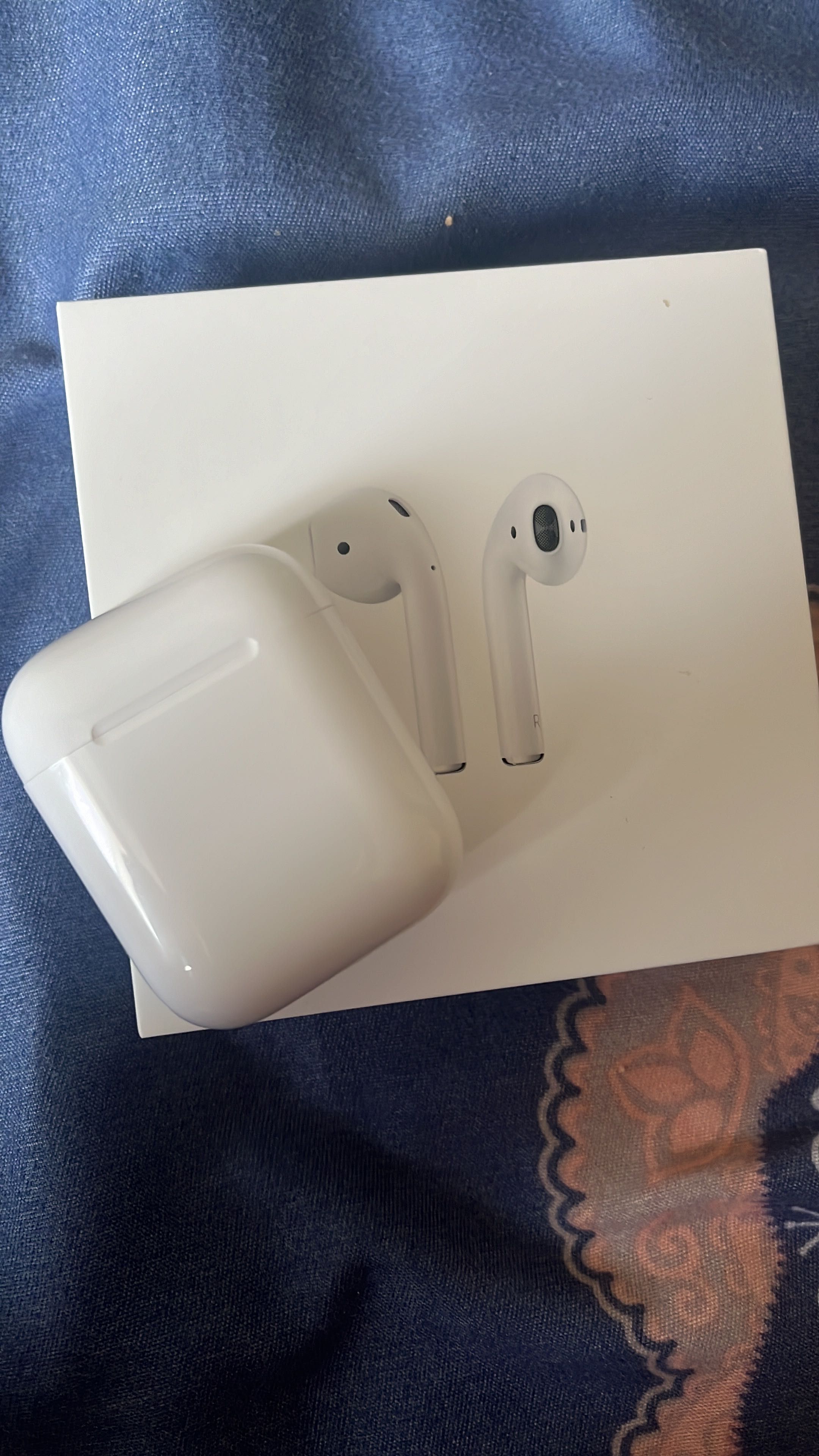 AirPods 2 оригинал