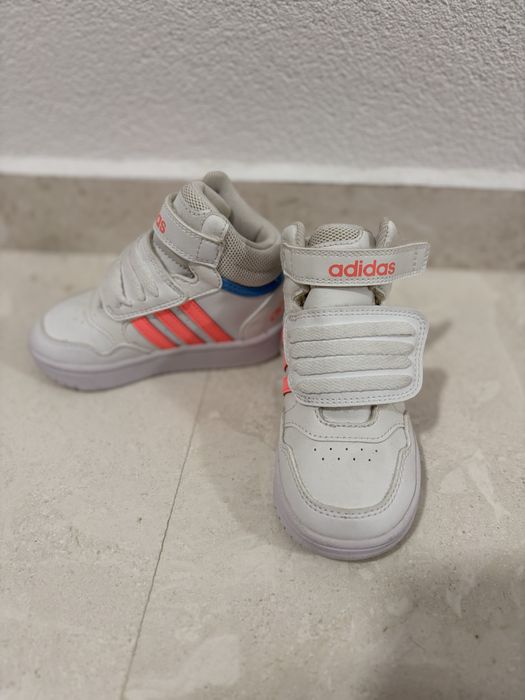 Детски маратонки Адидас 23.5