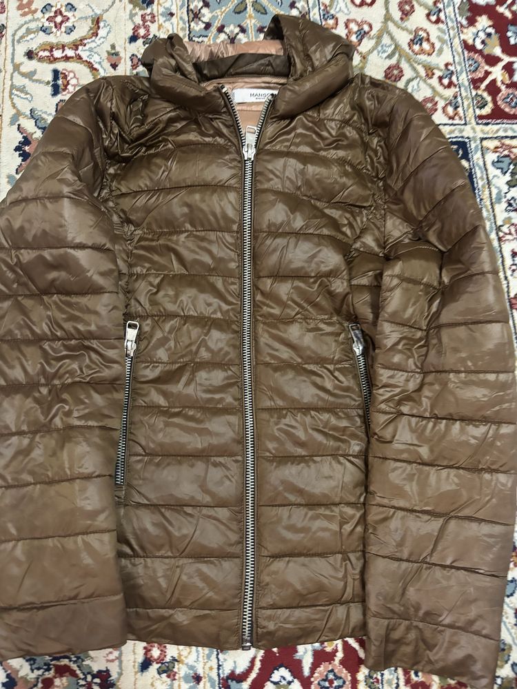 Mango  M размер 38(44)