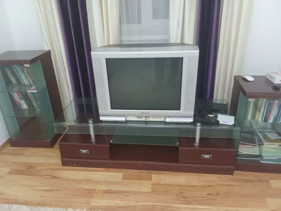 Продаю телевизор в хорошем состаяние