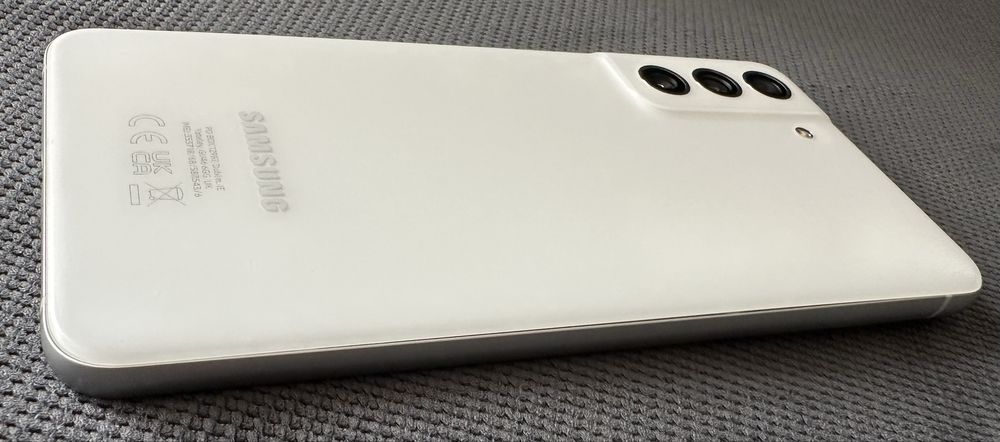 телефон SAMSUNG Galaxy S21 FE