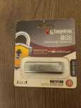 Kingston DTLPG3/8GB  парол билан ҳимояланадиган флеш-хотира