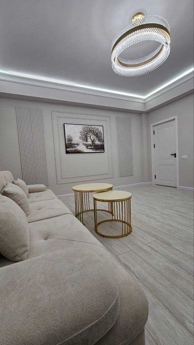 Хон Сарой ЖК Айвон 2/8/9 Новостройка ор-р Универсам, Мега планет, 70м2