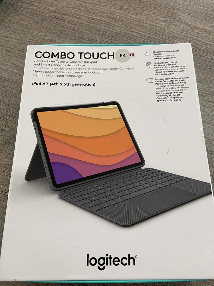 Logitech, husa cu tastatura ipad Air generatia 4 si 5