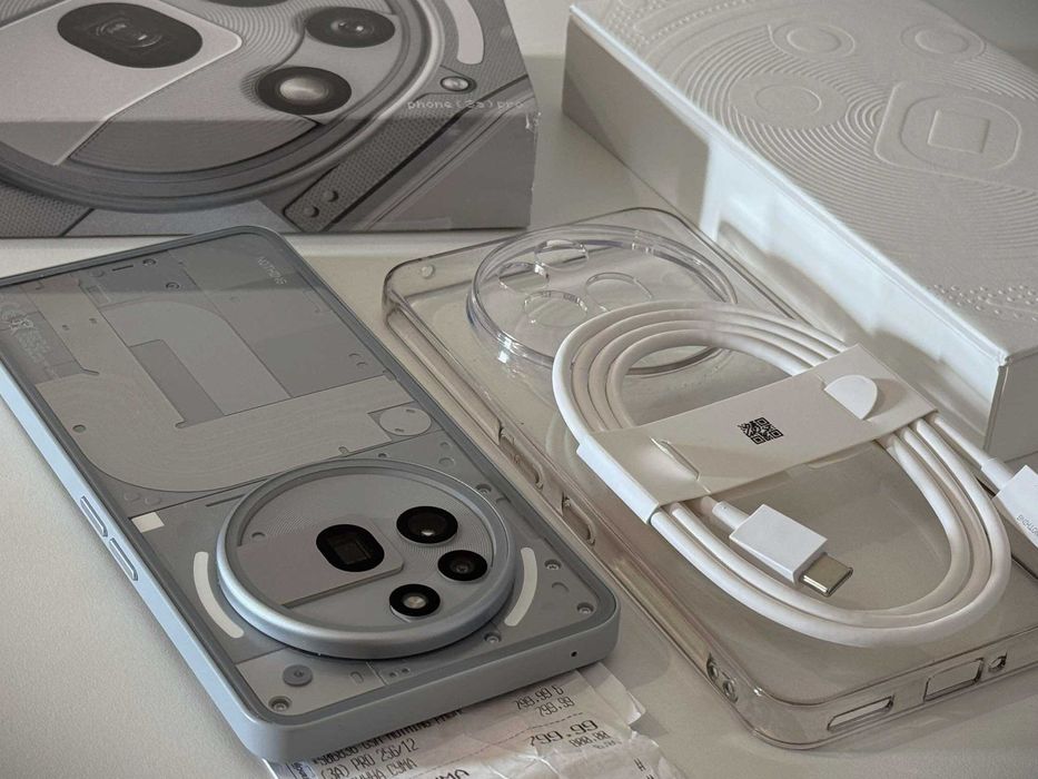 Бартер! Нов! 24м.Гаранция! Nothing Phone 3a Pro 256/12GB