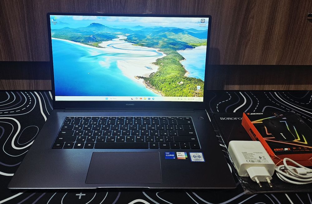Huawei MBooк 15 ssd512, ozu16  11 поколения!