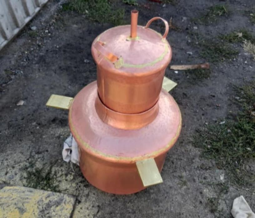 Vand un cazan de tuica din cupru alimentar