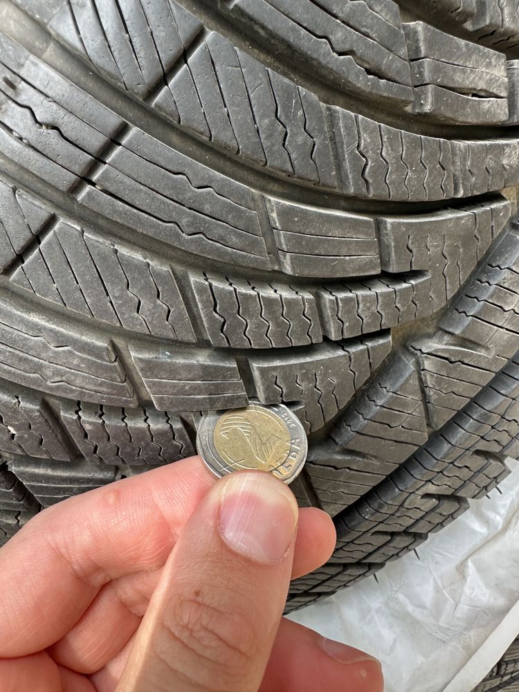 Гуми 245/50/18 Michelin M+S 4бр.