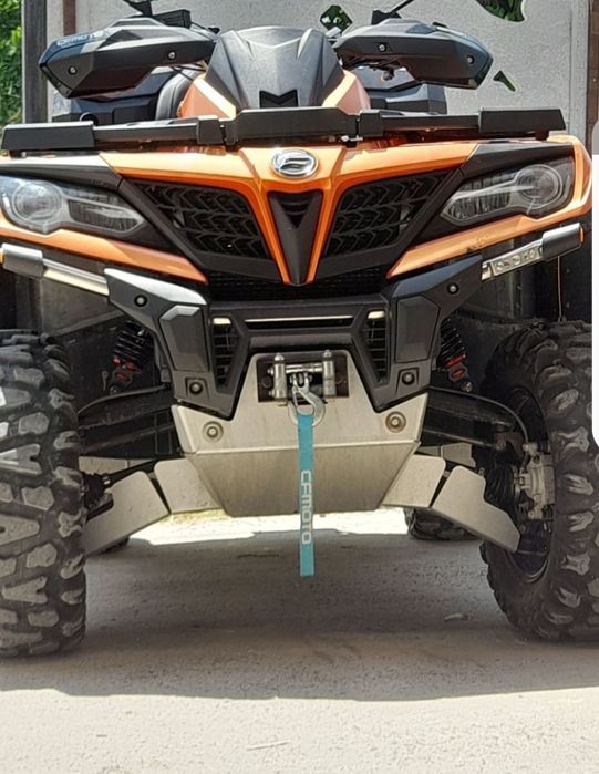 Se vinde CFMOTO 850