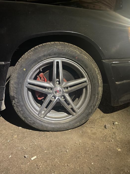 Продам титановые диски с покрышками