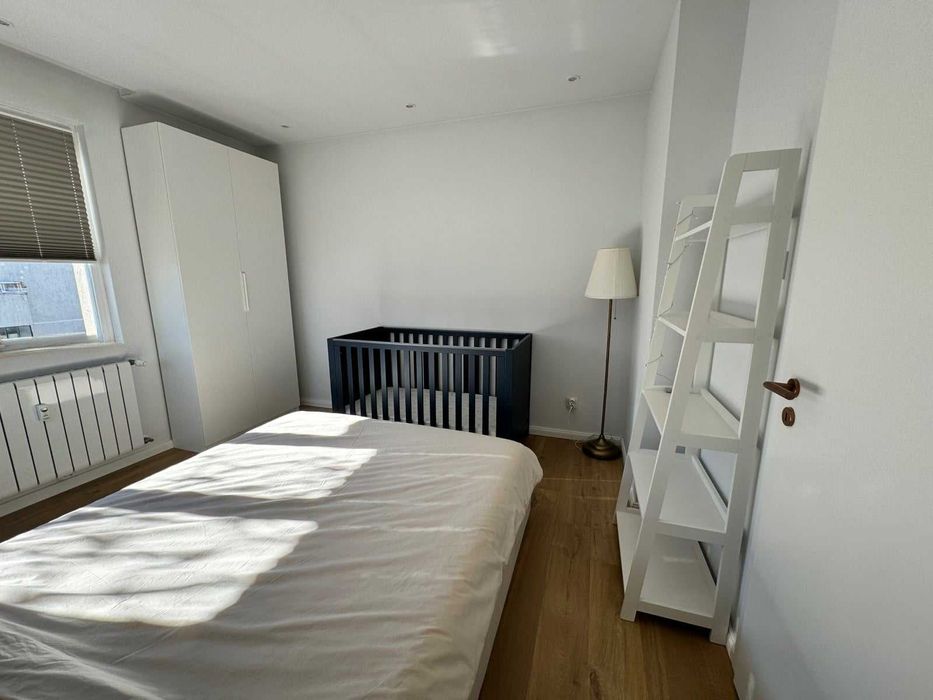 Дава се под наем Двустаен апартамент в София, Гео Милев - 70 кв.м за 484.5 € - Снимка #1