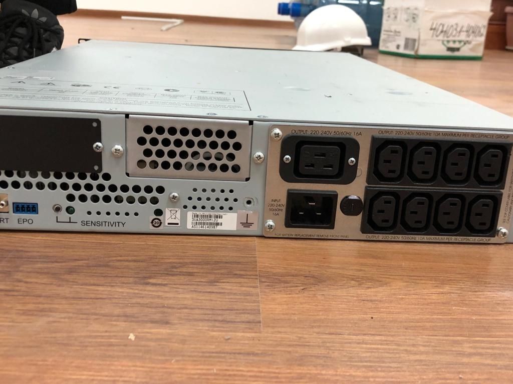 APC Smart-UPS 3000 ВА