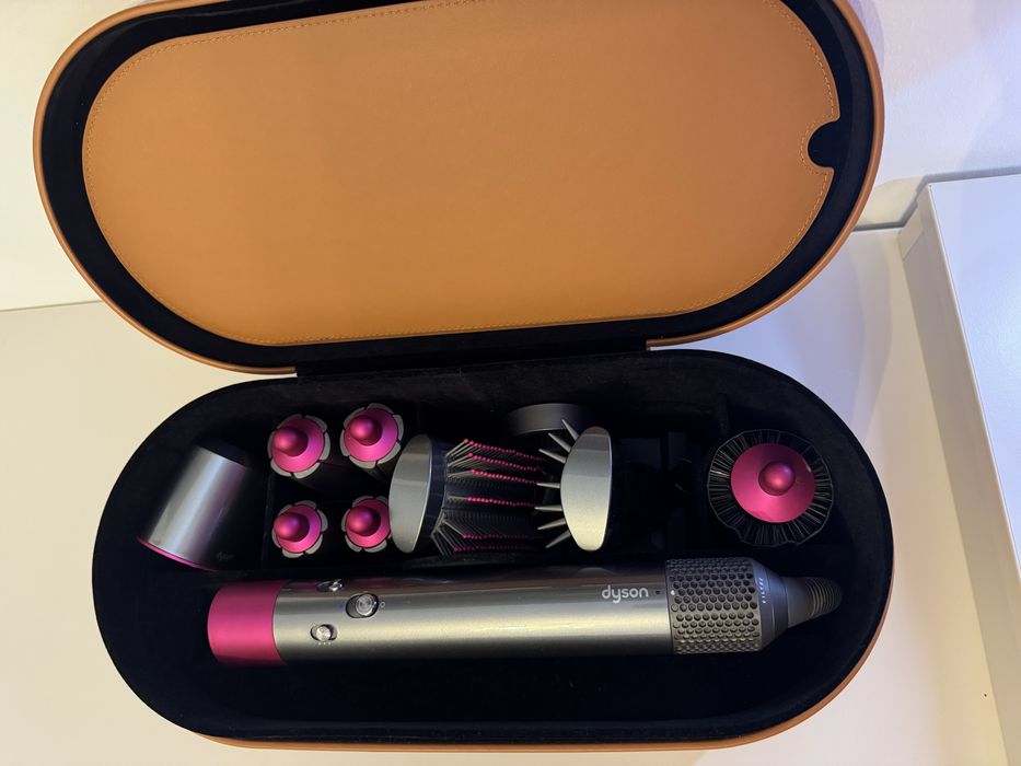 Dyson airwrap in stare foarte buna