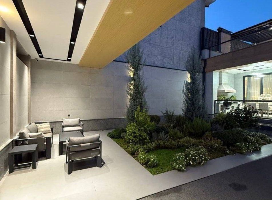 Продается Евро дом на Центре Луначарского