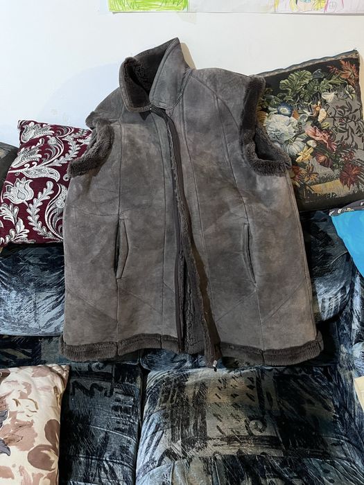 дубленка , безрукавка