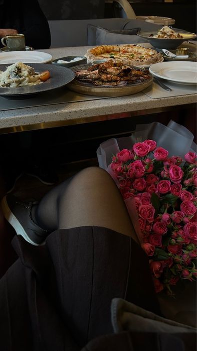 свежие кустовые розы