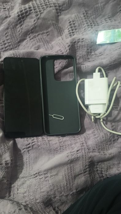 Обменяю телефон Redmi 13 на айфон 14